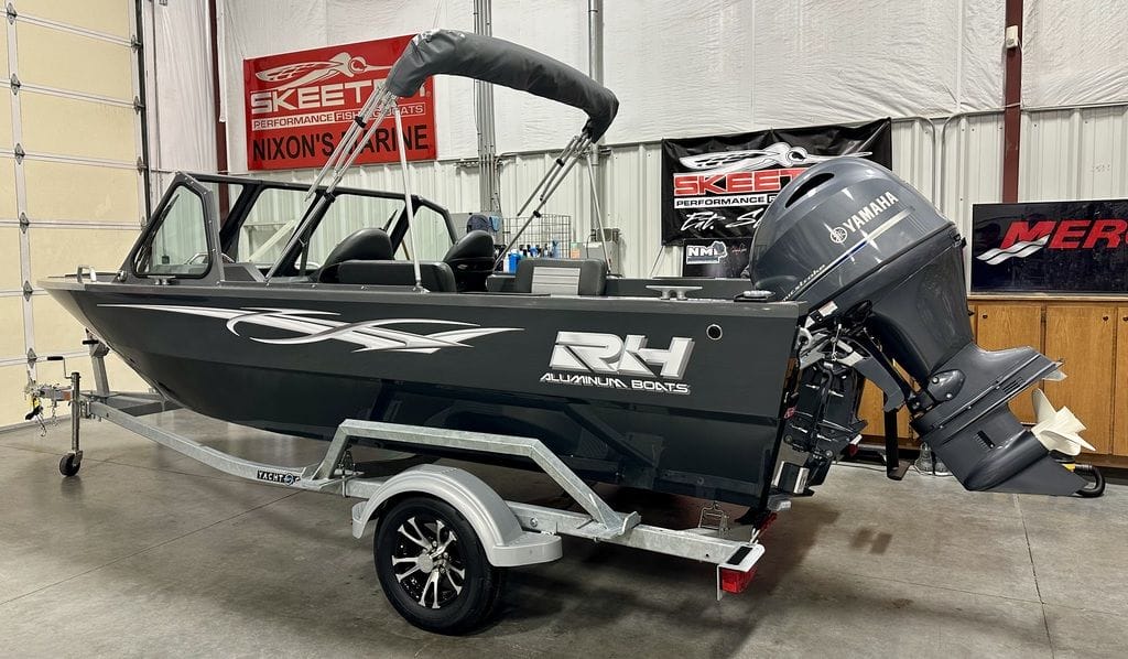 Aluminum fishing boat with Yamaha outboard engine
